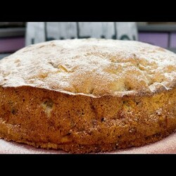 Ich habe mich einfach in diesen Apfelkuchen verliebt! Äpfel und Walnüsse - schnell und lecker!