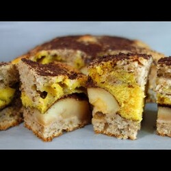 Ciasto orzechowe z jabłkami. Przepis jak zrobić smaczne ciasto na oleju z orzechami i jabłkami