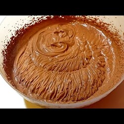 Crema de Ciocolata pentru Torturi si Prajituri