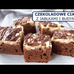 CZEKOLADOWE CIASTO Z JABŁKAMI I BUDYNIEM na oleju (duża blacha) | Wilgotne ciasto bez miksera