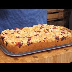 Ciasto ucierane z truskawkami,twarogiem i kruszonką / Oddaszfartucha