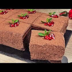 Dieser Schokoladenkuchen hat mein Herz gestohlen! Sehr einfach und sehr lecker!