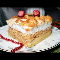 SZARLOTKOWY ANIOŁEK - PYSZNA ŚWIĄTECZNA SZARLOTKA Z BEZĄ