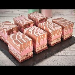 Торт МАЛИНОВОЕ МОРОЖЕНОЕ! Нежнейший йогуртовый торт, тает во рту! Очень вкусно, просто и быстро!