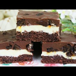 PIJANA ŚLIWKA - PYSZNE CIASTO CZEKOLADOWO-ŚLIWKOWE Z KREMEM BUDYNIOWYM - PRZEPIS - BOMBOWA KUCHNIA