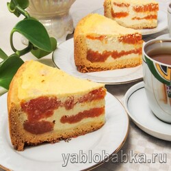 Пирог с творогом из песочного теста с тыквой и яблоком