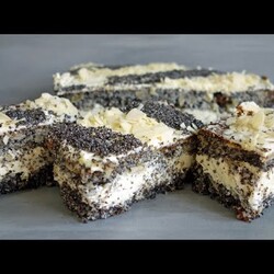 Makowiec japoński - przepis na makowiec z pysznym kremem mlecznym