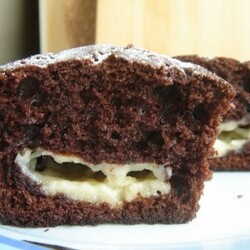 Шоколадные маффины с заварным кремом - пошаговый рецепт с фото на Повар.ру