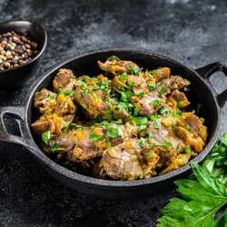 20 простых рецептов с куриными желудками