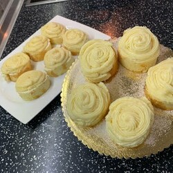 Mio marito chiede di cucinare questo dolce 3 volte a settimana Il dolce più gustoso in 30 min..!!!