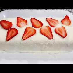 клубничный десерт