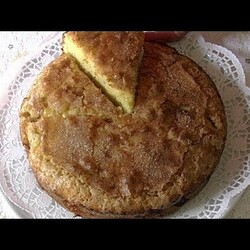 Яблочный пирог на кефире за 10 мин.+ время выпечки. Нежный , с хрустящей корочкой.