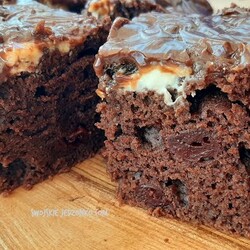 Szybkie ciasto czekoladowe z wiśniami i mascarpone #prosteciasto #ciastoczekoladowe