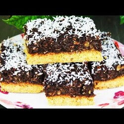 PROSTE I PYSZNE CIASTO WIELKANOCNE Z ORZECHAMI WŁOSKIMI - DOSKONAŁY PRZEPIS