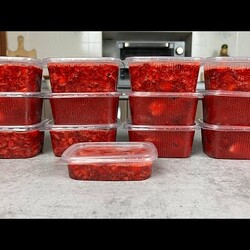 Свежая клубника всю зиму: 3 проверенных способа заготовки клубники на зиму без варки