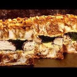 Знаменитый, эффектный торт "ГЛАЗА ЦАРИЦЫ" украсит любой Ваш праздник!Выпекается просто, одним коржом