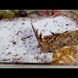 É SÓ MISTURAR TUDO! BOLO DE MAÇÃ, COM MUITO MAÇÃ E POUCA MASSA.