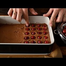 Der beste Weihnachtskuchen aus den Alpen: Rezept für die ganze Familie