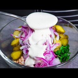 Самый ВКУСНЫЙ РЕЦЕПТ салата! С фасолью и маринов. огурцами.