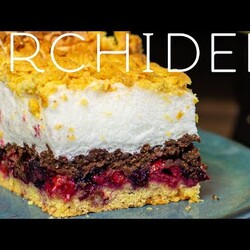 Najlepsze ciasto z owocami i puszystą pianką