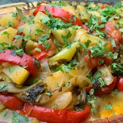АЙЛАЗАН -самое вкусное и простое блюдо из овощей: баклажан, перцев,помидор...