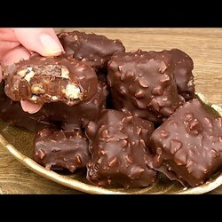 Schnelles hausgemachtes Dessert ohne Backen! Kein Mehl oder Gelatine!