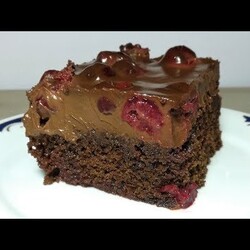 Čokoladni kolač sa višnjama - Choco cherry cake