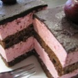 Торт "Вишневый кубик"