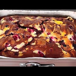 Le GÂTEAU AU CHOCOLAT le plus délicieux que j'ai jamais cuisiné! Gâteau simple et délicieux!