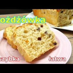 Najłatwiejsza na świecie puszysta babka drożdżowa