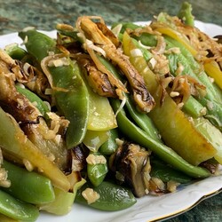 Овощной салат из баклажан.Такой вкусный, буду готовить весь сезон!