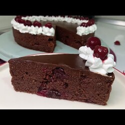 BLATO TORTA Шоколадно-вишнёвый