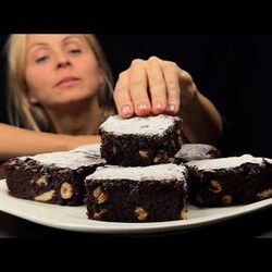 Londoner Brownie mit weißer Schokolade! Einfaches und schnelles Rezept! Dessert in 5 Minuten!
