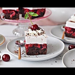 NAJLEPSZE Ciasto WIŚNIOWE z Kremem Jogurtowym – Przepis – Mała Cukierenka