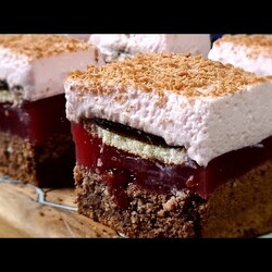 Najlepszy przepis na ciasto, za którym szaleje cały świat! Po prostu rozpływa się w ustach!