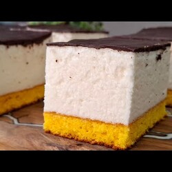 Idealne delikatne ciasto w kilka minut! Prosty i pyszny przepis! To ciasto zniknie w 5 minut