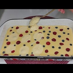 VOĆNI KOLAČ sa kokos hrpicama-Fruit cake with coconut