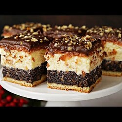 Ciasto MAKOWO – SEROWE z jabłkami i polewą – PRZEPIS – Mała Cukierenka