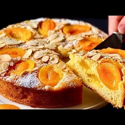 Der berühmte italienische Aprikosenkuchen in Minuten! Einfach und lecker!