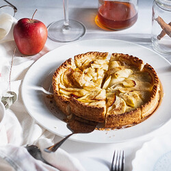Яблочный пирог с сыром