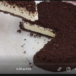 Торт без выпечки типа чизкейка из шоколадного печенья