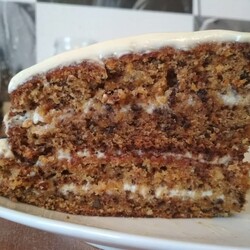 Морковный торт с грецкими орехами и корицей. Рецепт