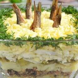 Салат «Рыбки в пруду»