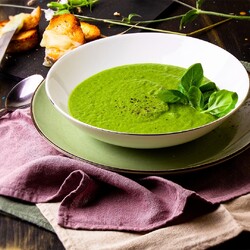 Крем-суп с зелёным горошком