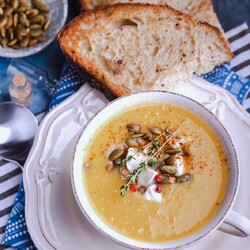 Тыквенно-чечевичный суп-пюре с имбирем