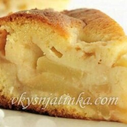 Кекс с яблоками на кефире в духовке