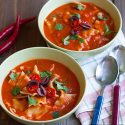 Пряный томатный суп с пастой - Daria Saveleva