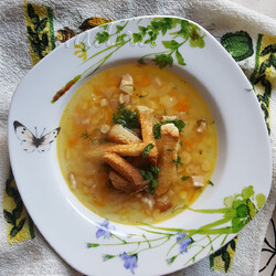 Суп гороховый с копченой грудинкой ну очень вкусно