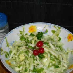 Как приготовить салат из свежей капусты