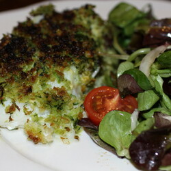 Треска, запеченная в хлебных крошках